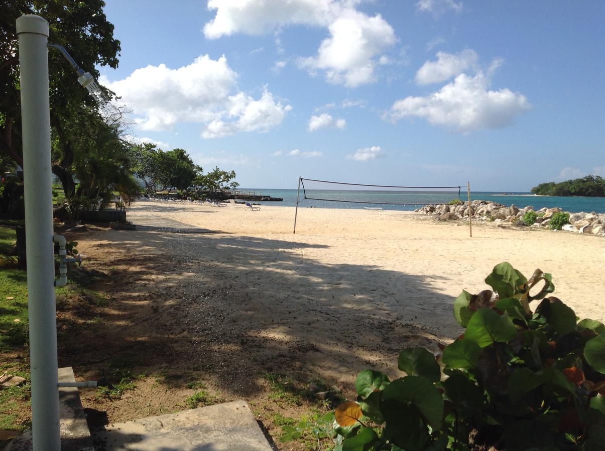 Point Village Studio Negril Exterior photo